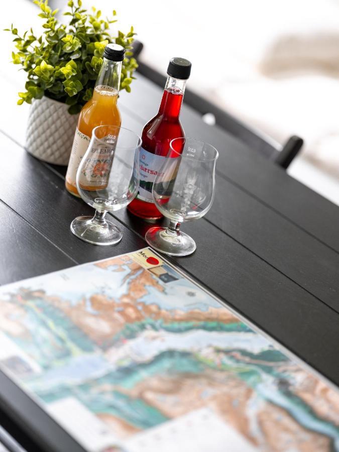 Trolltunga Hostel ティッサダル エクステリア 写真